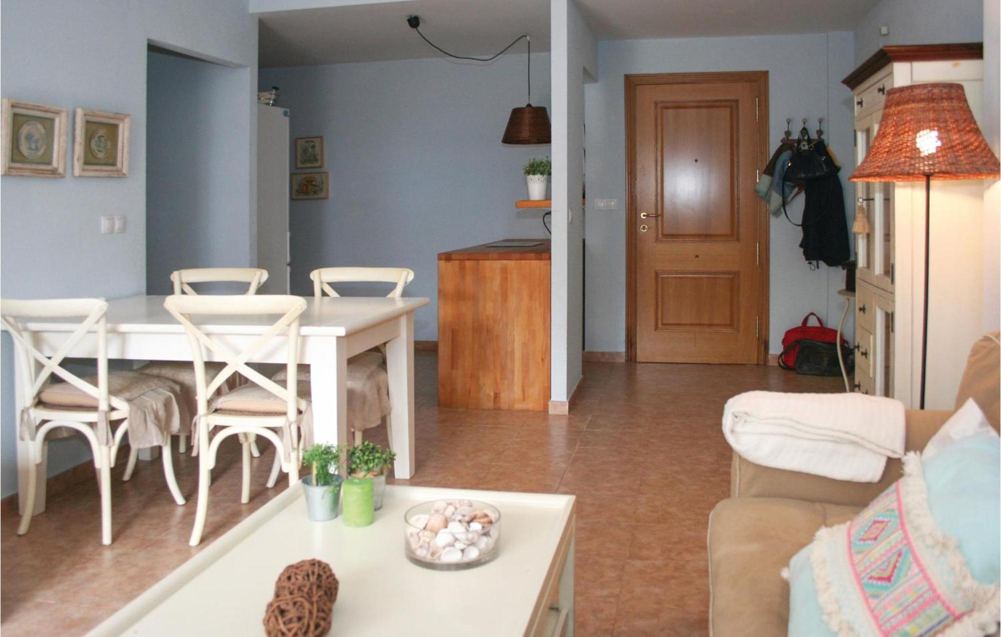 Beautiful Apartment In Alcossebre With Kitchen Kültér fotó