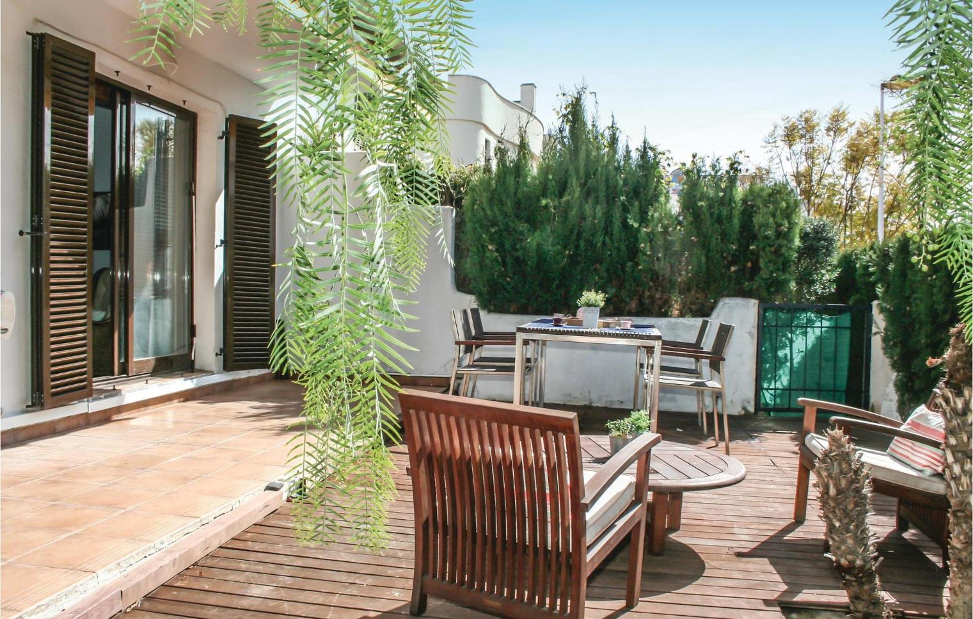 Beautiful Apartment In Alcossebre With Kitchen Kültér fotó